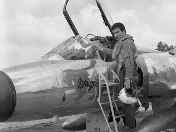 Israel’s Giora “Hawkeye” Epstein – Ace of Aces of Supersonic Fighter jets – 17 Aerial Victories